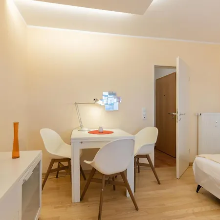 Apartamento Komfort Südstadt Messenah